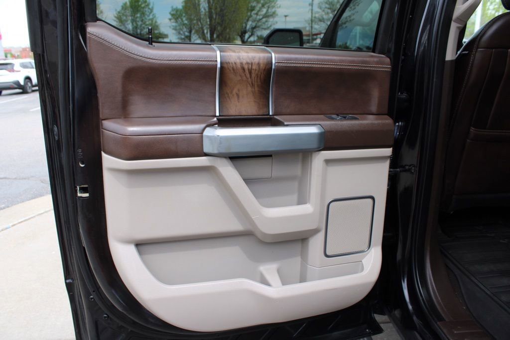 Used 2019 Ford F150 Limited image 26