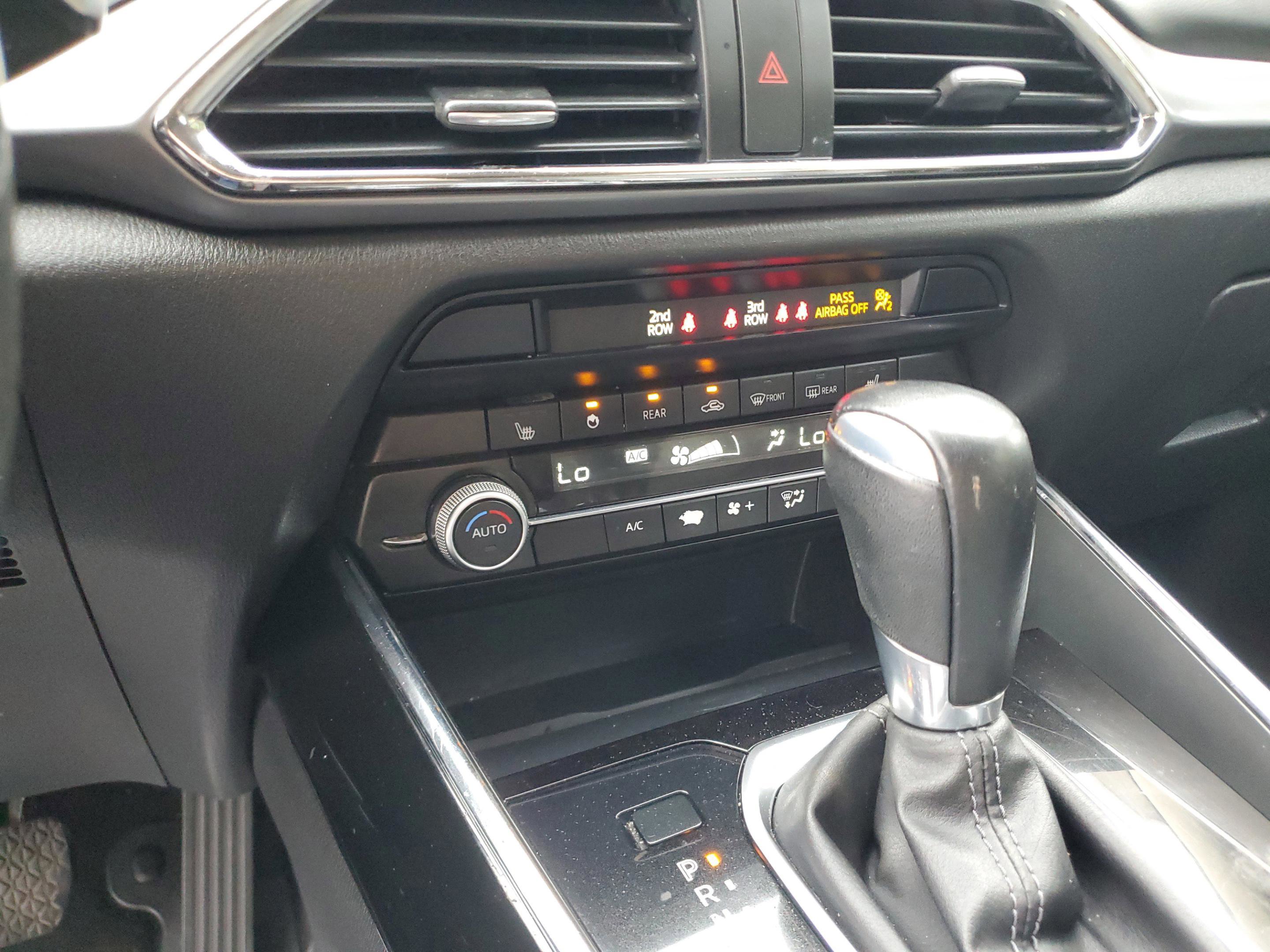 Used 2021 MAZDA CX-9 Touring w/ Touring Premium Package FWD image 19