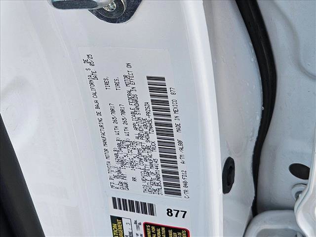 Used 2025 Toyota Tacoma TRD Off-Road image 24
