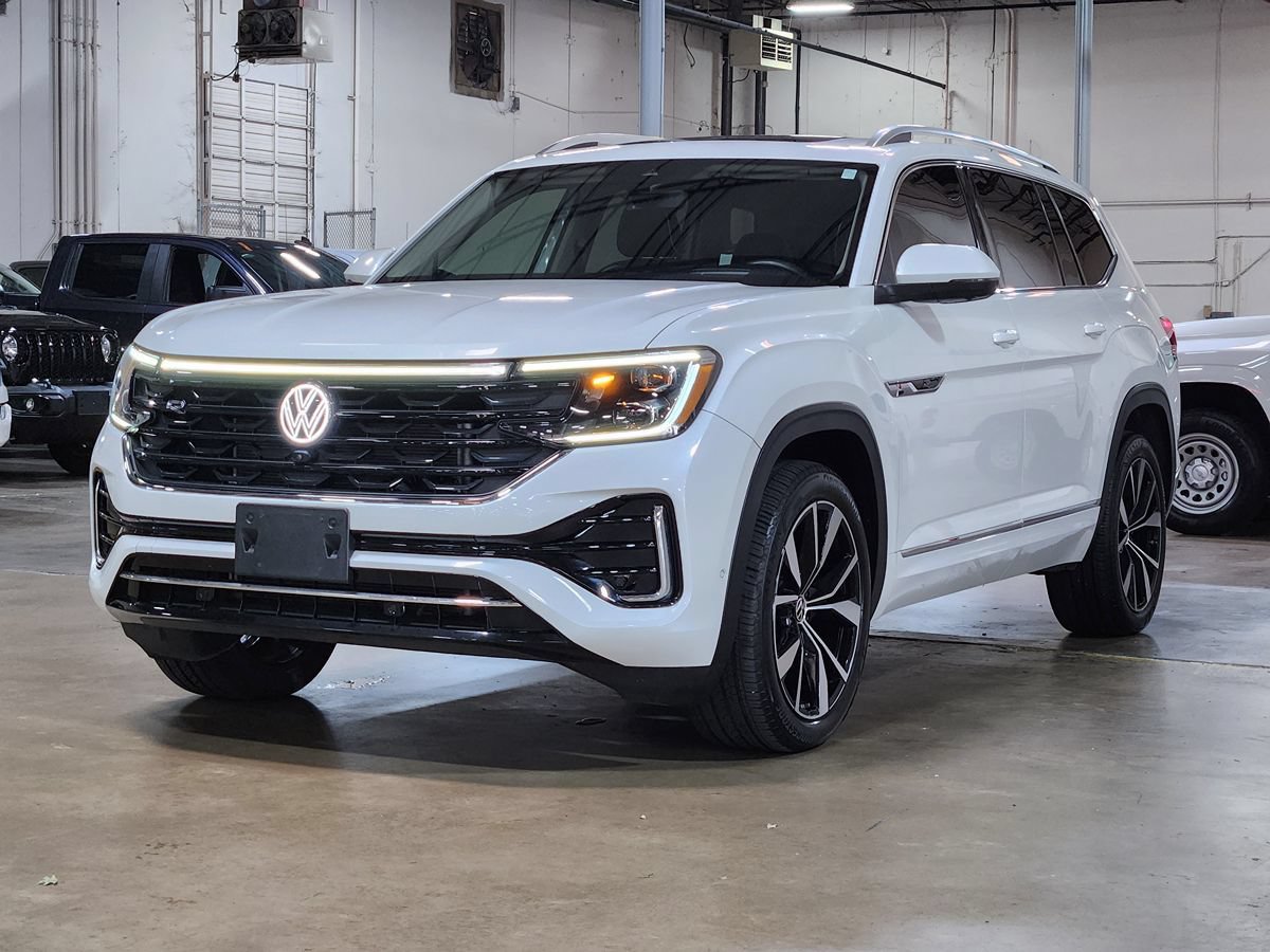 Used 2025 Volkswagen Atlas SEL Premium R-Line AWD/4WD image 4