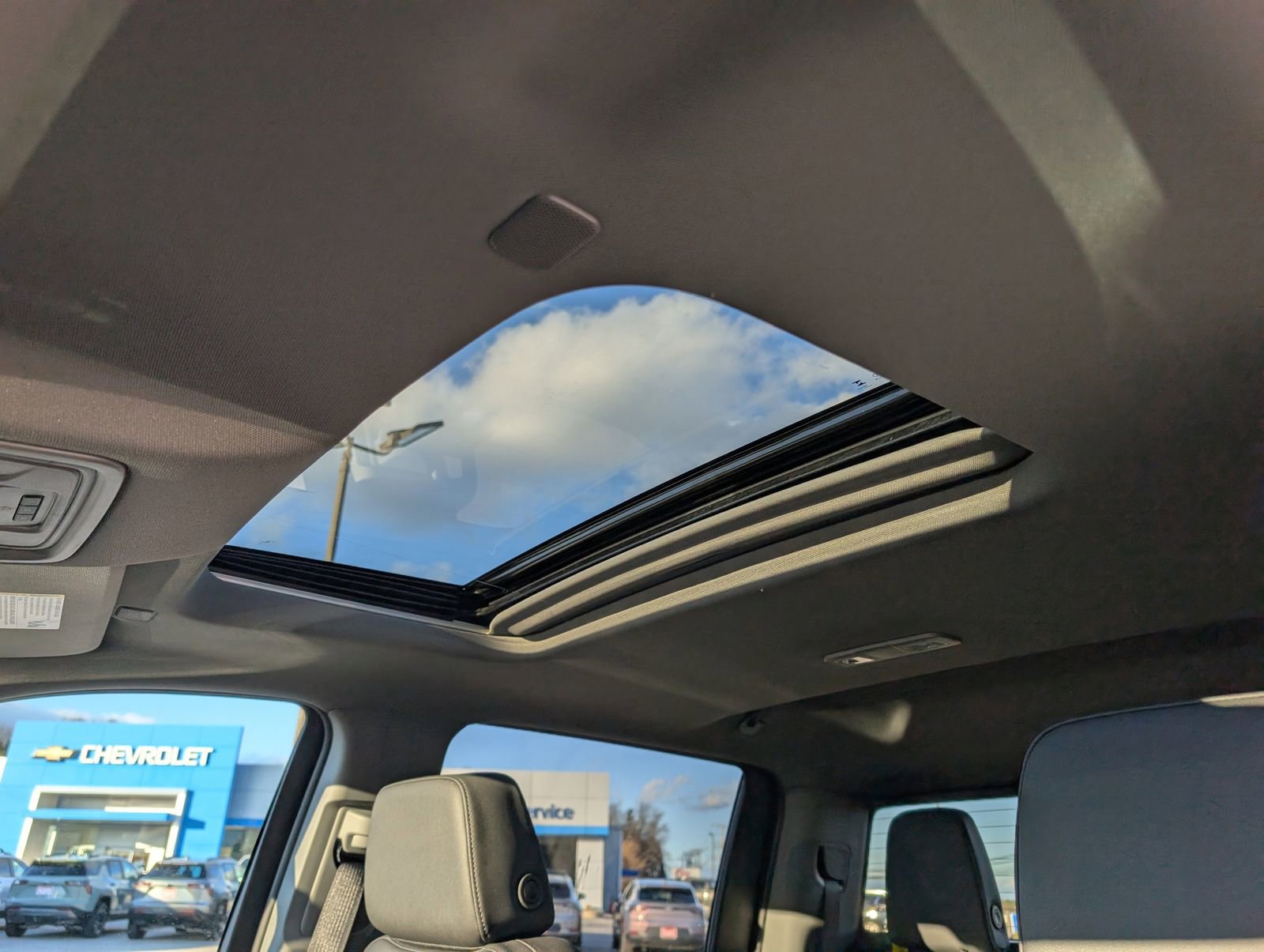 New 2026 Chevrolet Silverado 1500 LTZ w/ LTZ Premium Package image 28