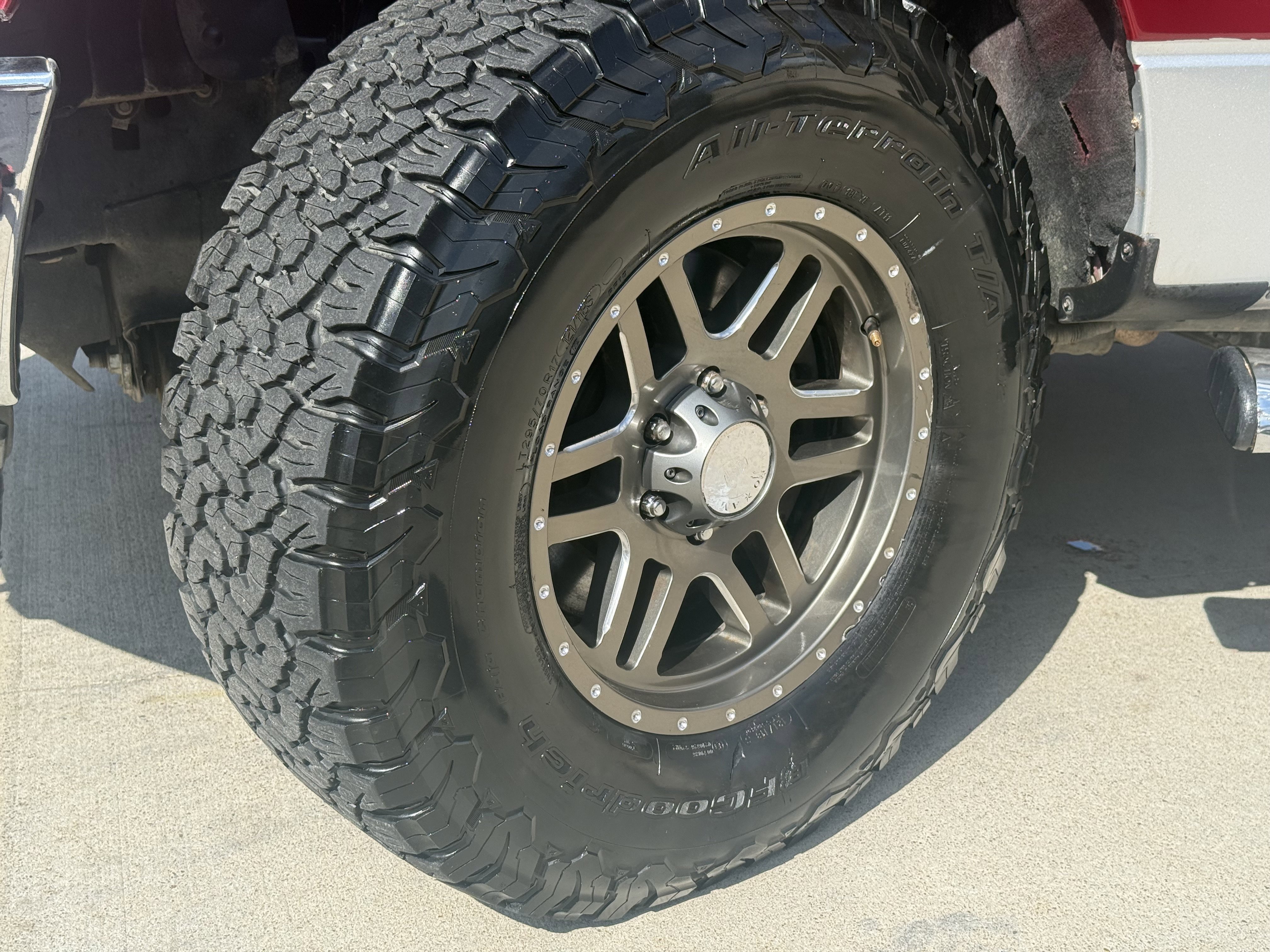 Used 2014 Ford F150 XLT w/ Equipment Group 302A Luxury image 17