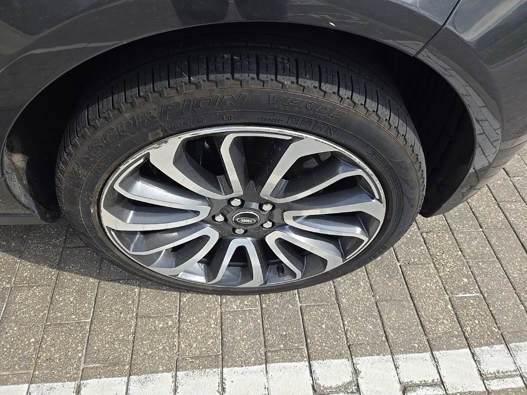 Used 2021 Land Rover Range Rover Westminster Edition image 11