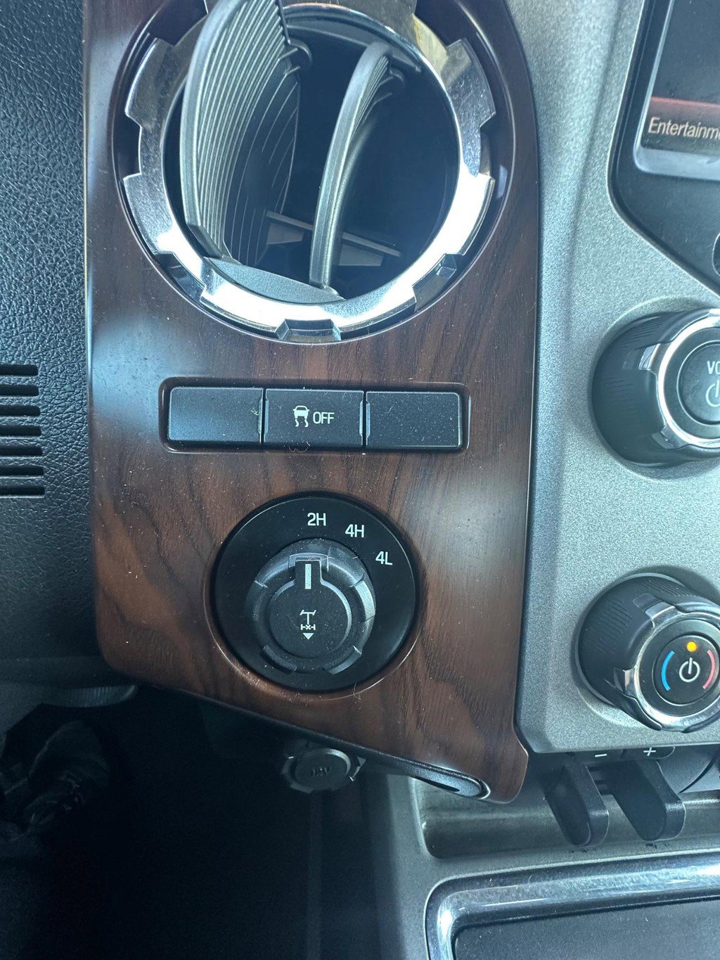 Used 2014 Ford F350 Lariat image 22