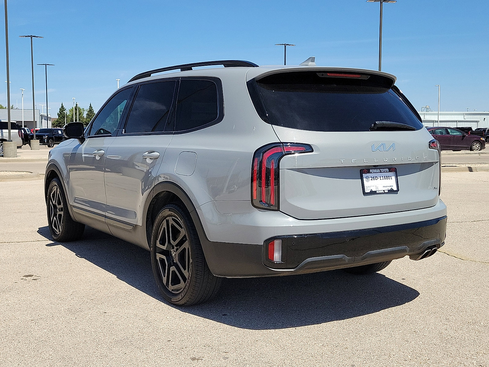 Used 2024 Kia Telluride SX Prestige X-Line image 3