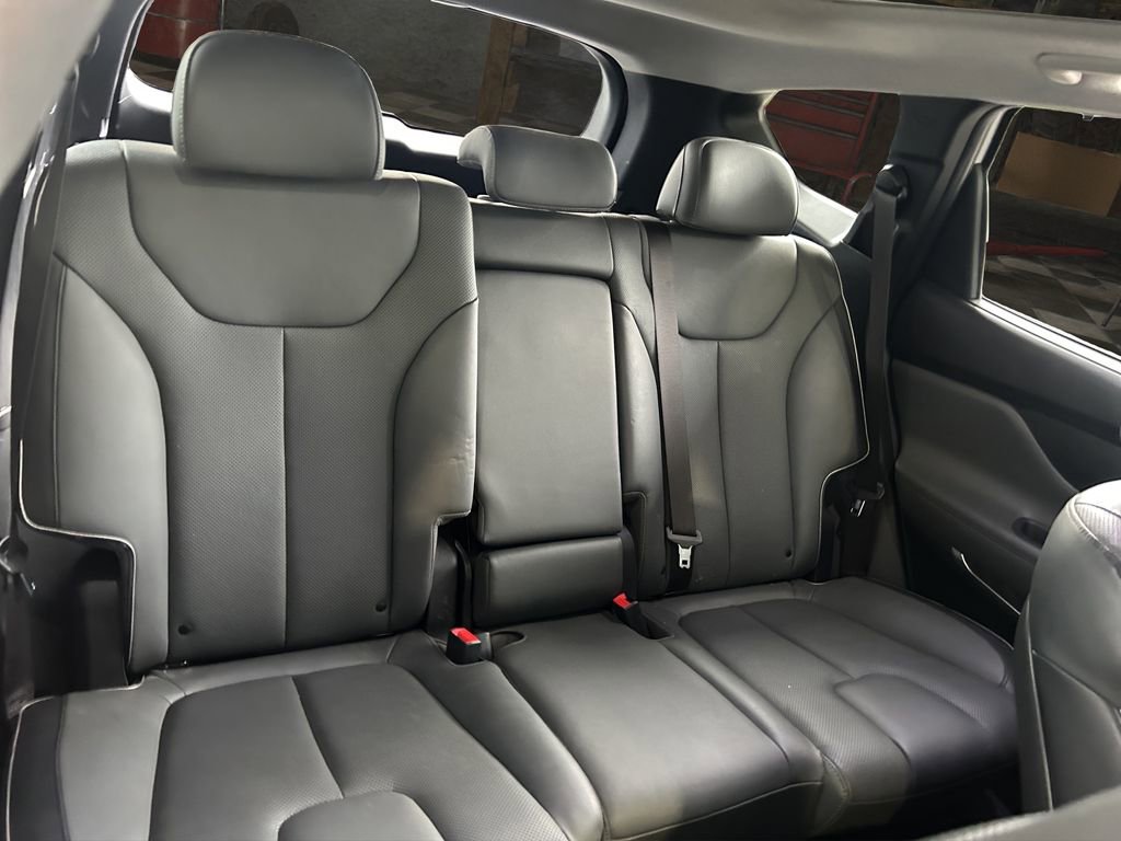 Used 2023 Hyundai Santa Fe Limited AWD/4WD image 12