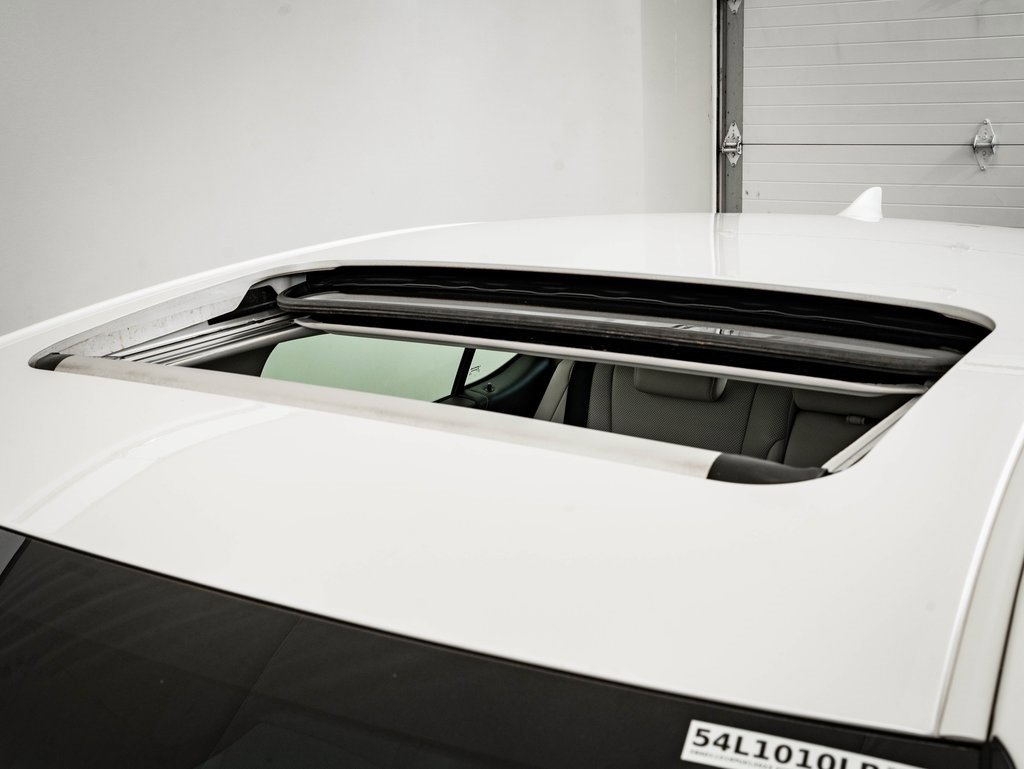 Certified 2023 Lexus ES 250 w/ Premium Package image 14