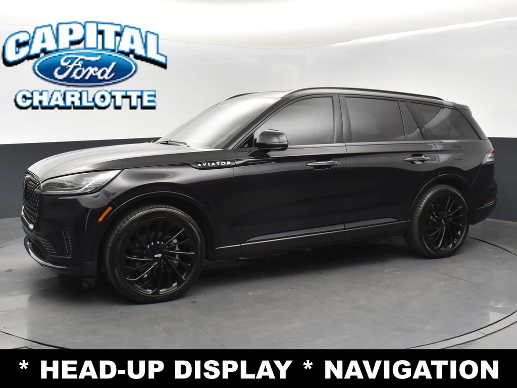 Used 2025 Lincoln Aviator Reserve w/ Jet Appearance Package image 4