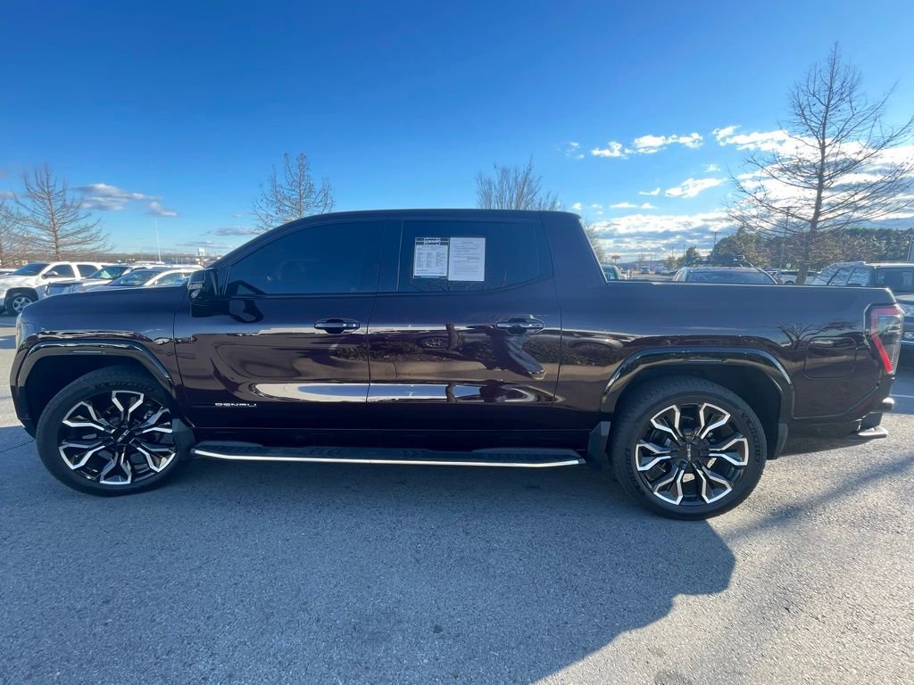 Used 2025 GMC Sierra EV Denali image 4