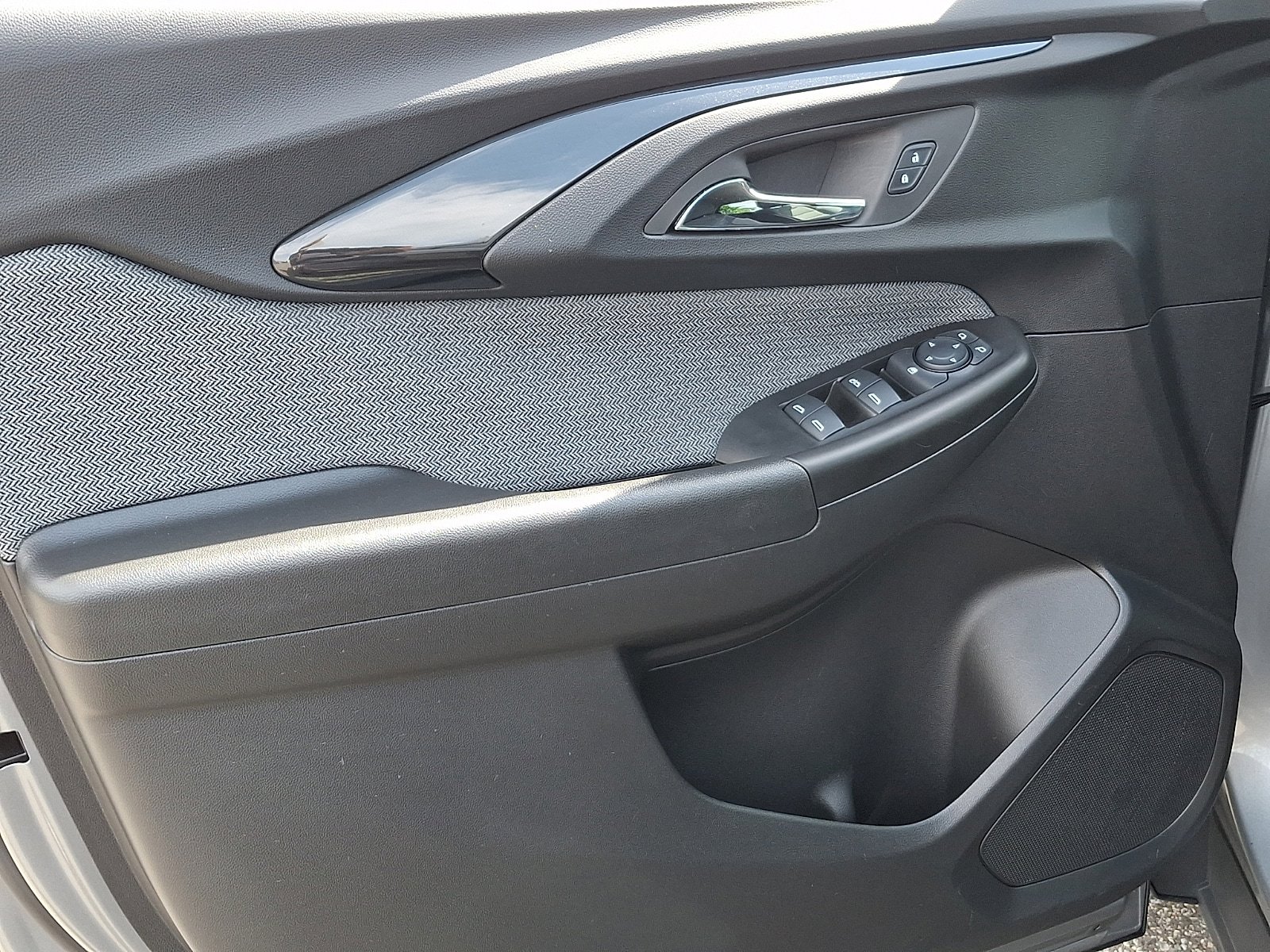 Certified 2023 Chevrolet TrailBlazer LT FWD image 12
