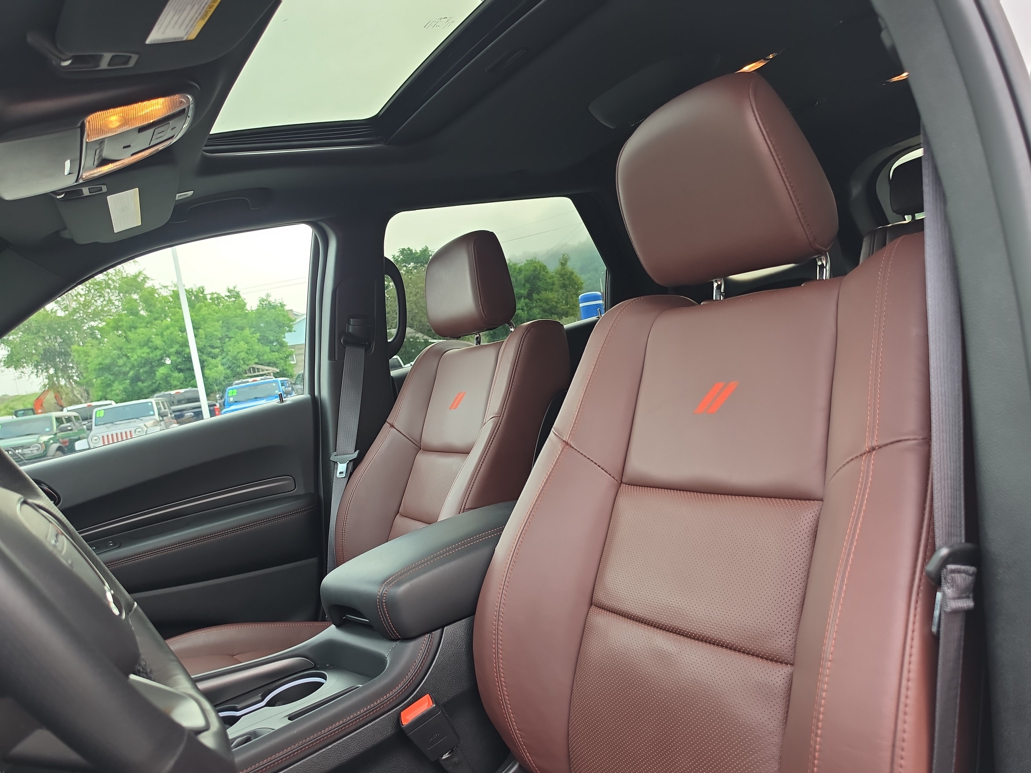 Used 2025 Dodge Durango GT AWD/4WD image 12