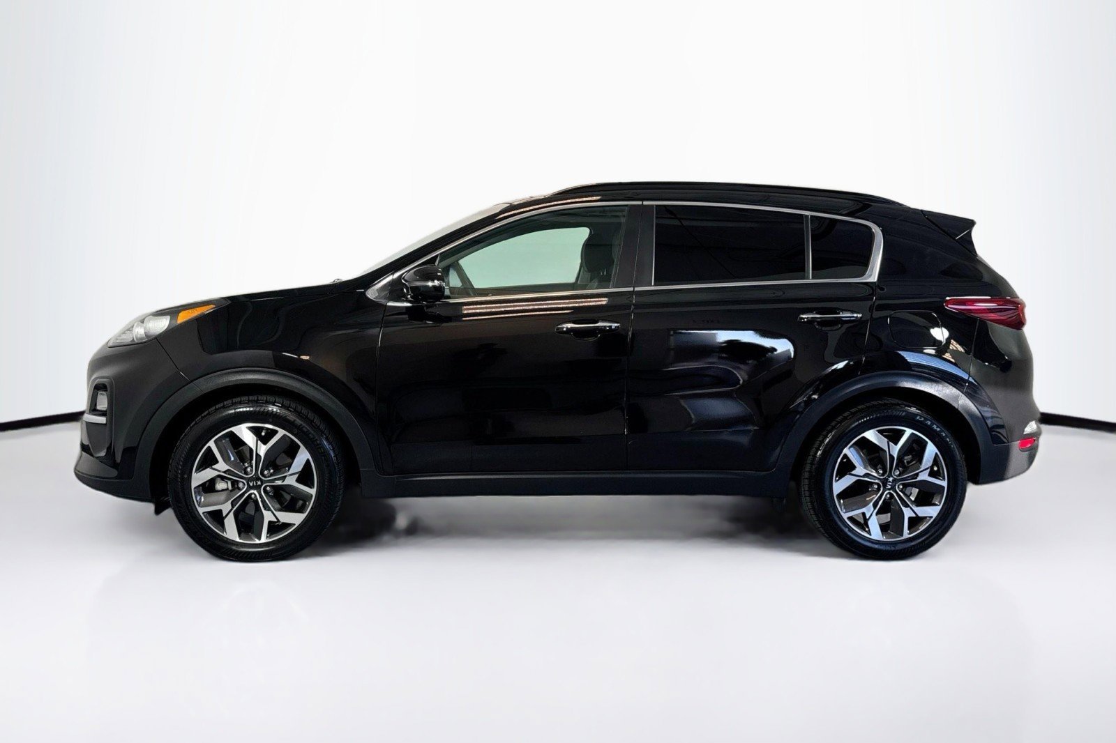 Used 2022 Kia Sportage EX image 8