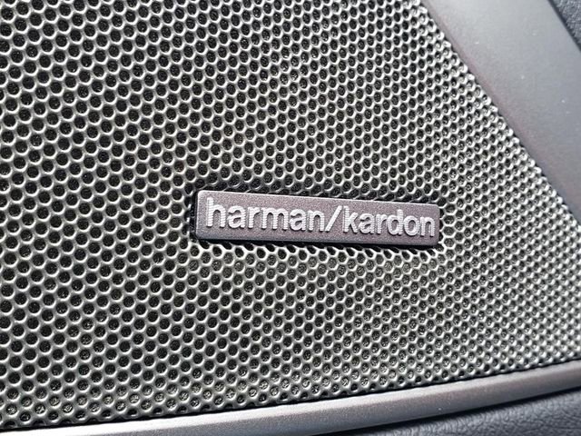 New 2026 BMW 330i xDrive 330i xDrive w/ M Sport Package image 20