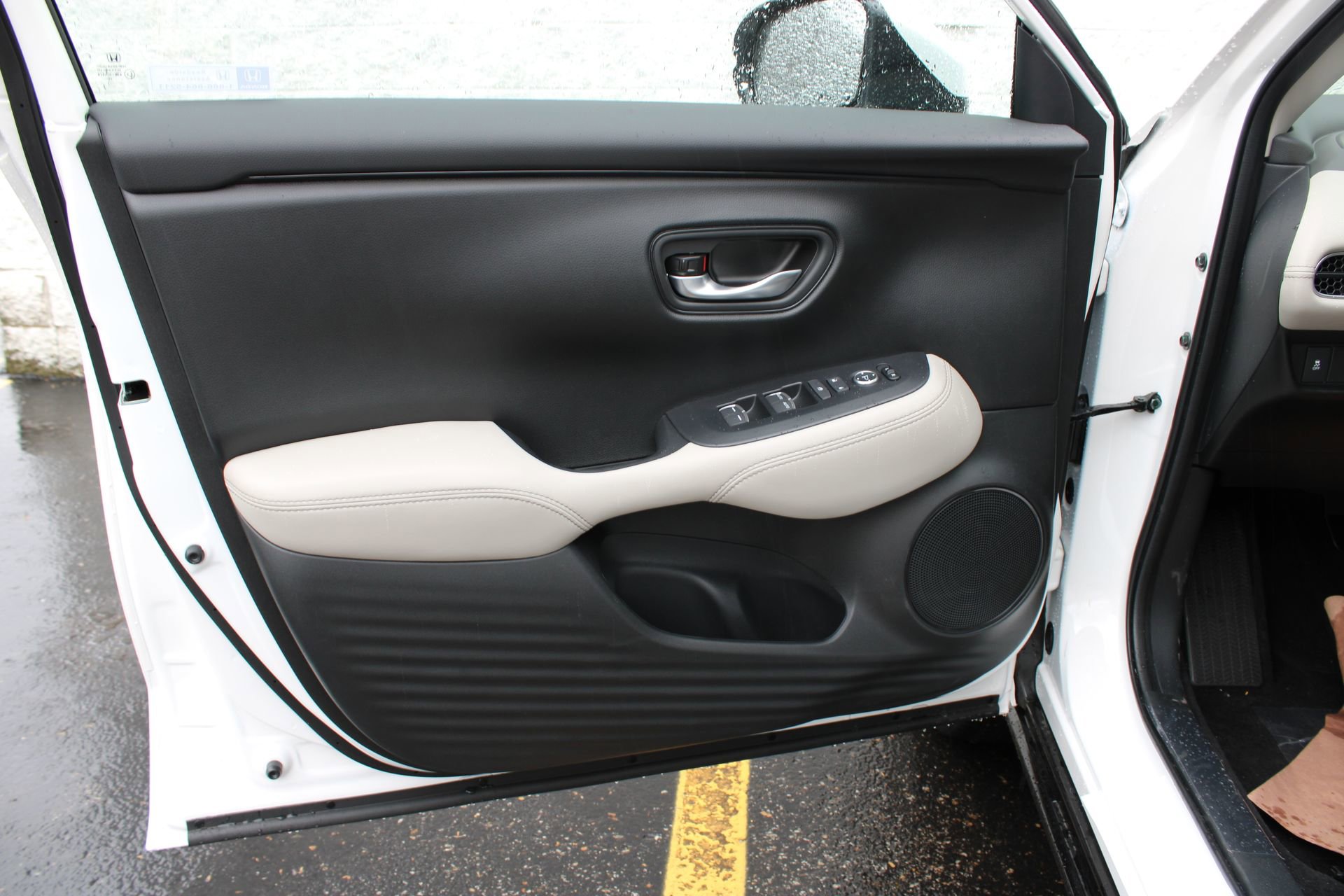 New 2026 Honda HR-V EX-L image 14