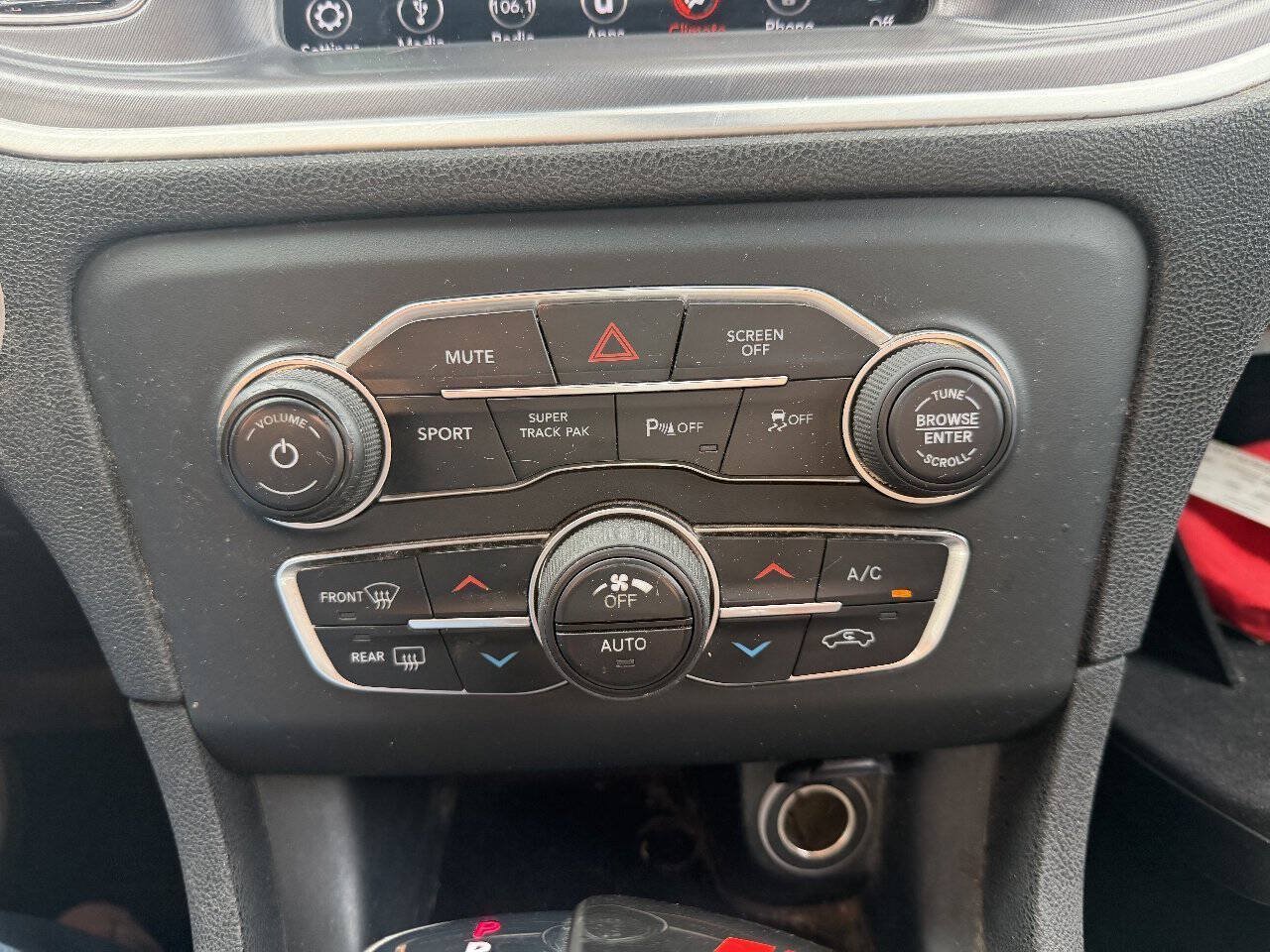 Used 2019 Dodge Charger GT RWD image 17
