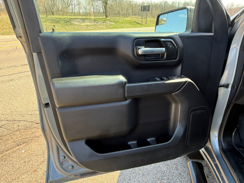 Certified 2020 Chevrolet Silverado 1500 Custom Trail Boss w/ Custom Convenience Package AWD/4WD image 13