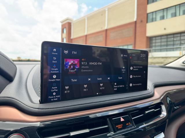 Used 2025 Acura MDX w/ Technology Package AWD/4WD image 29