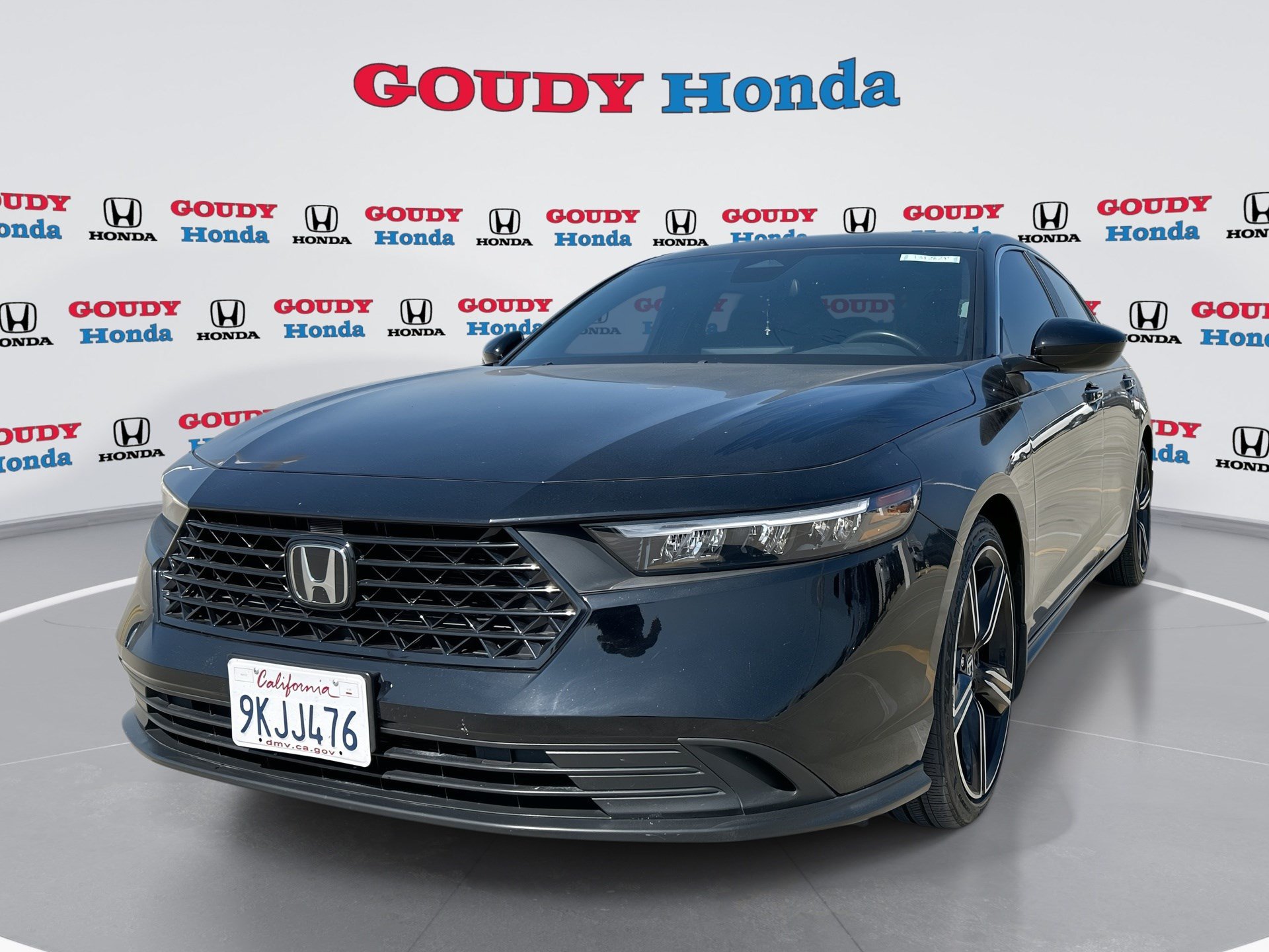 Used 2024 Honda Accord Sport image 1