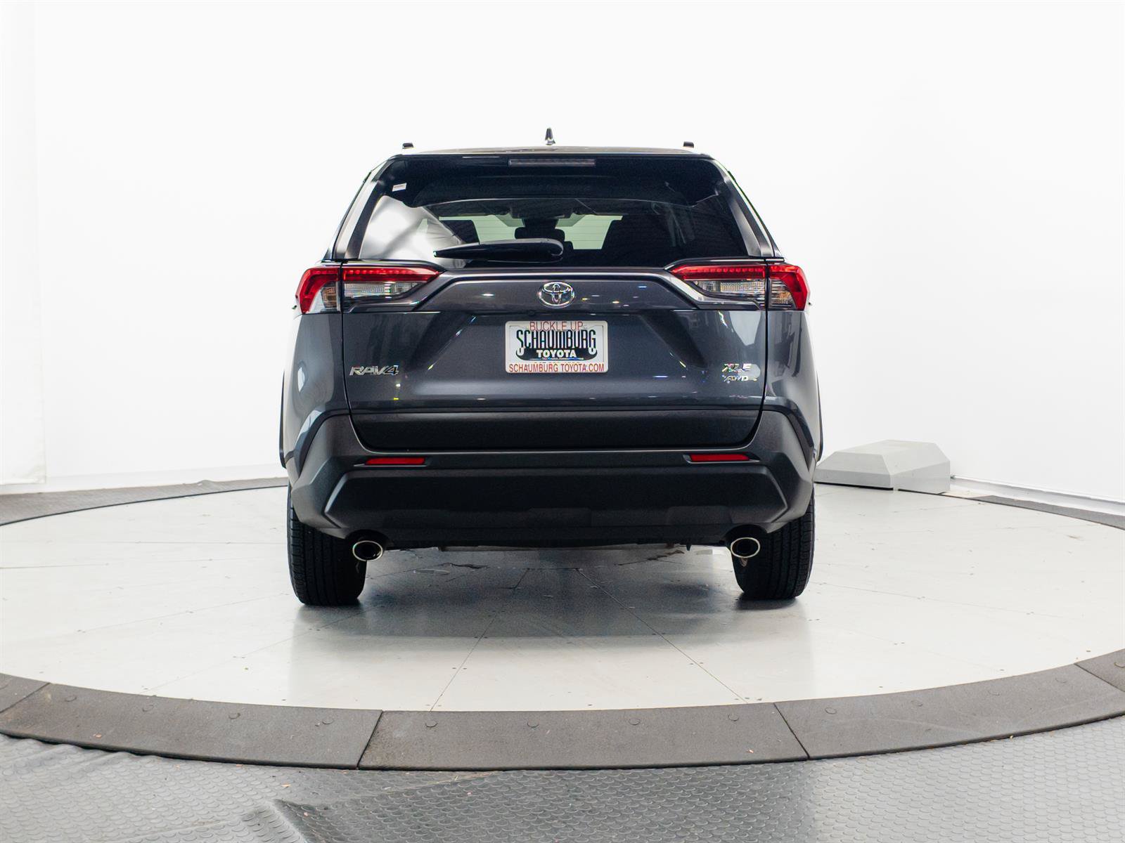 Used 2019 Toyota RAV4 XLE w/ Convenience Package AWD/4WD image 10