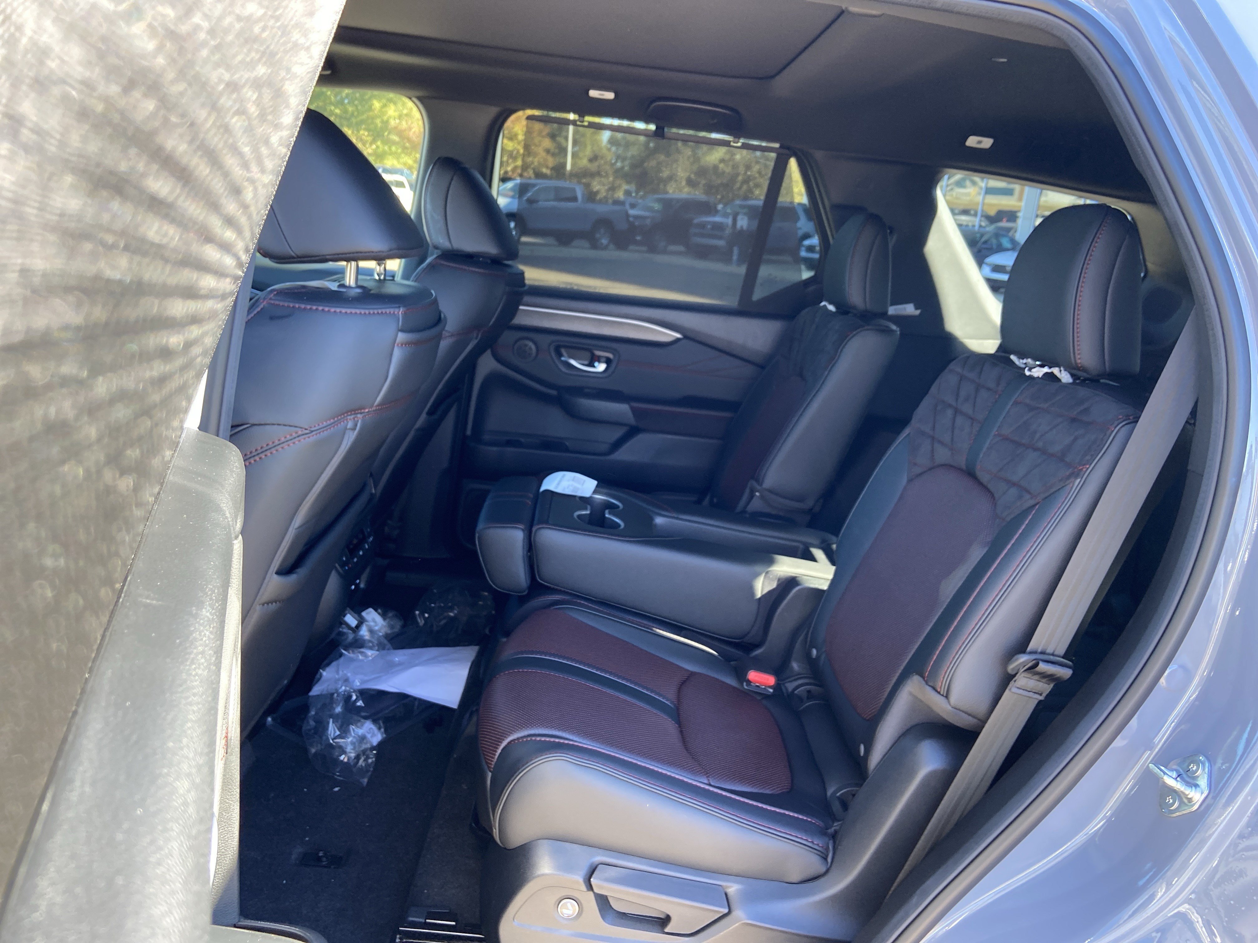 New 2026 Honda Pilot Black Edition image 16