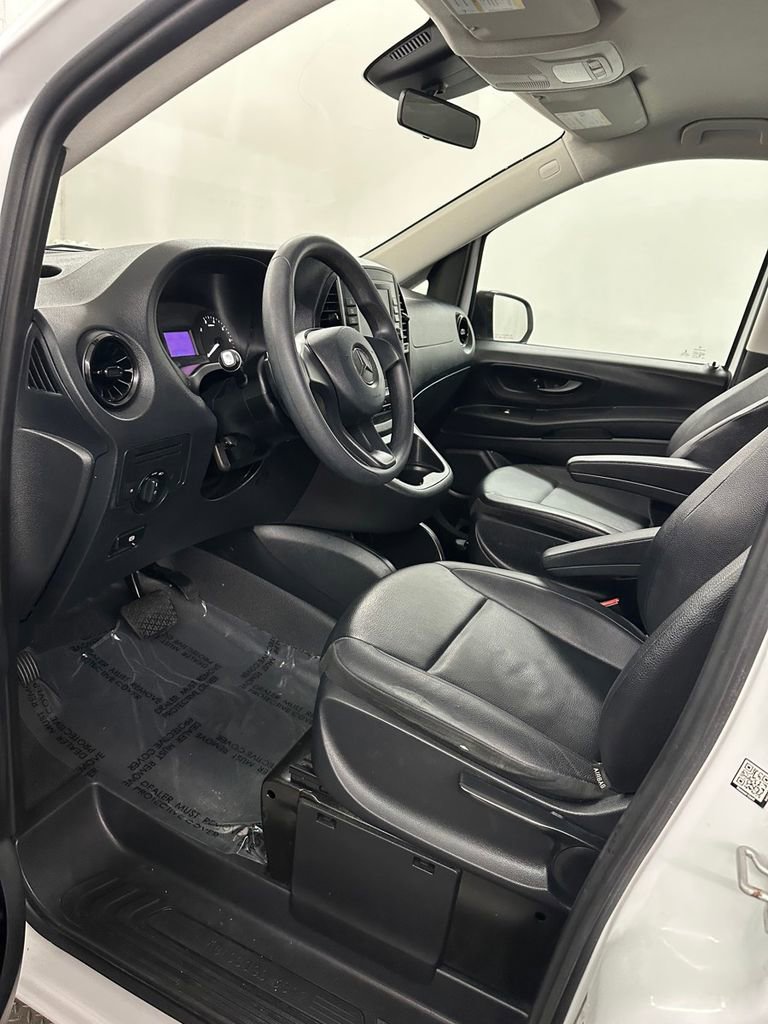 Used 2021 Mercedes-Benz Metris image 10