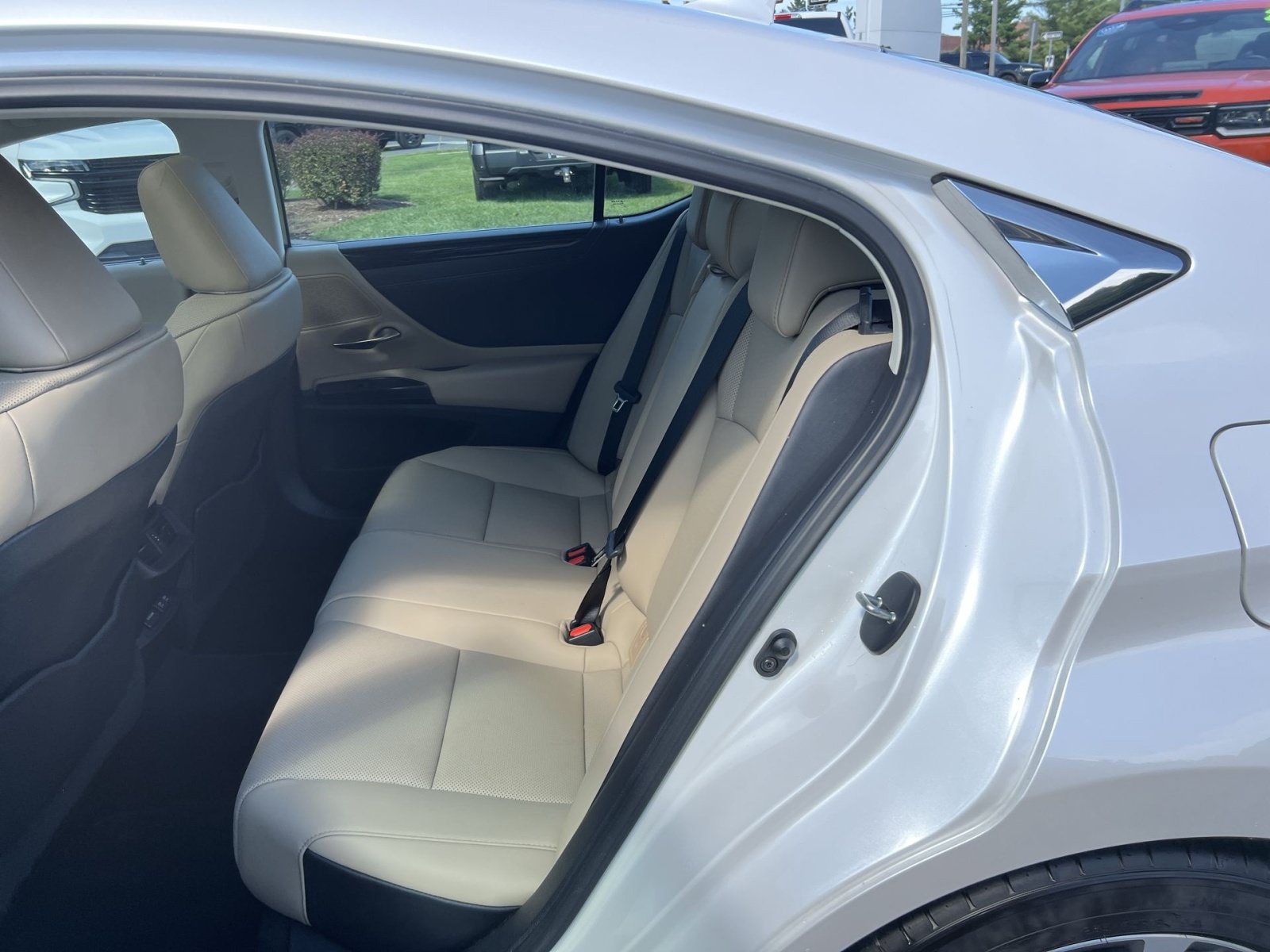 Used 2021 Lexus ES 350 w/ Premium Package FWD image 25