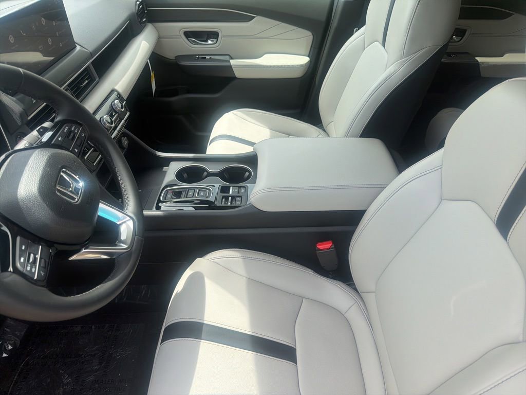 New 2026 Honda Pilot Touring image 8