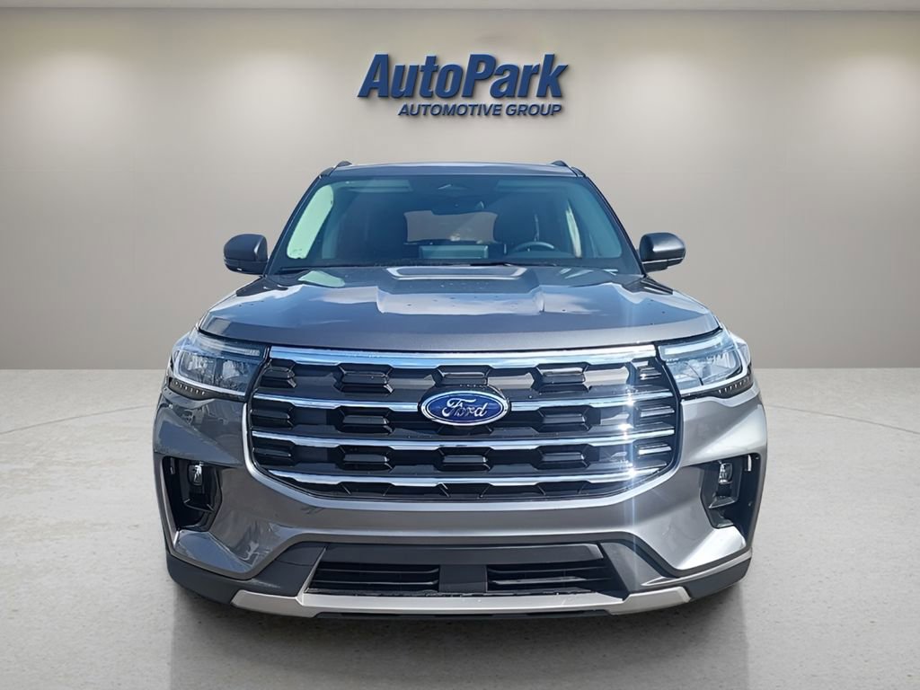 New 2026 Ford Explorer Active w/ Active Comfort Package image 2