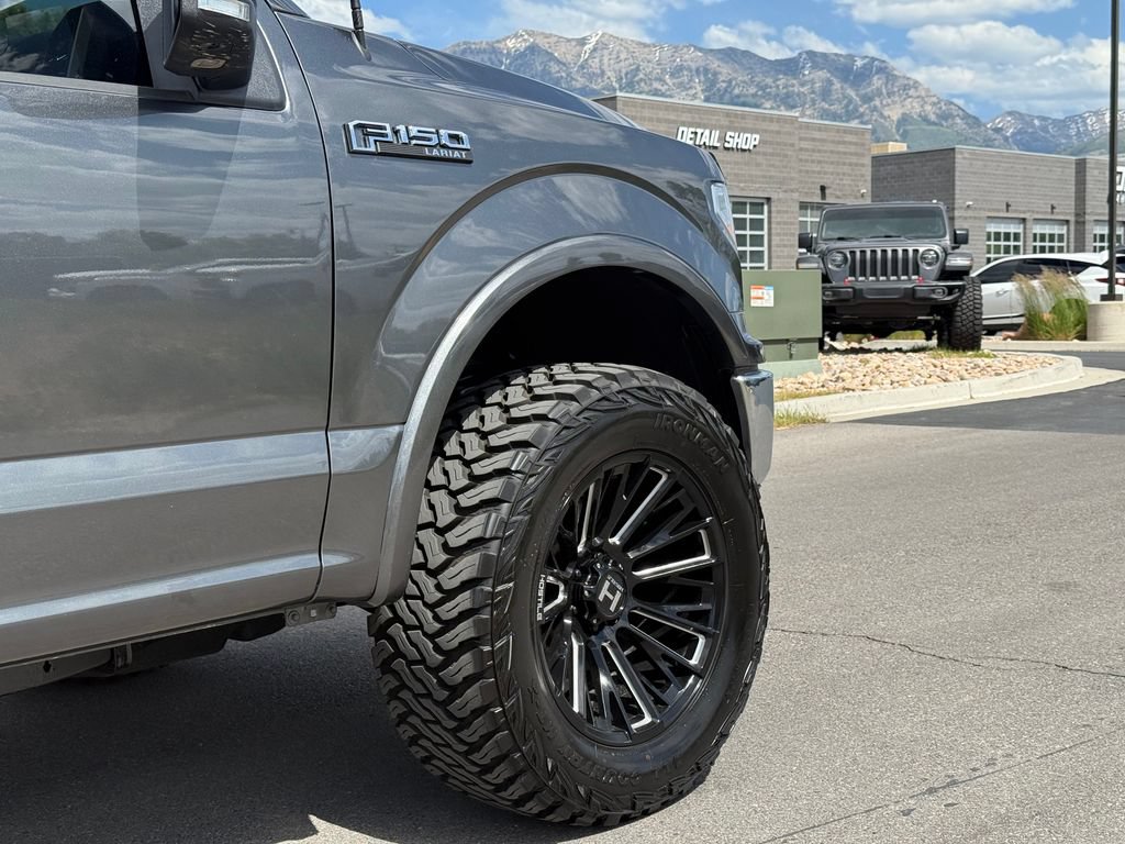 Used 2019 Ford F150 Lariat w/ FX4 Off-Road Package AWD/4WD image 4