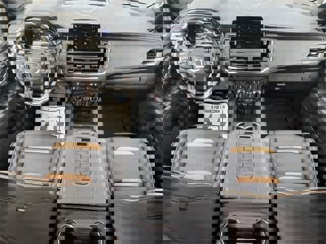 Used 2024 GMC Yukon AT4 image 10