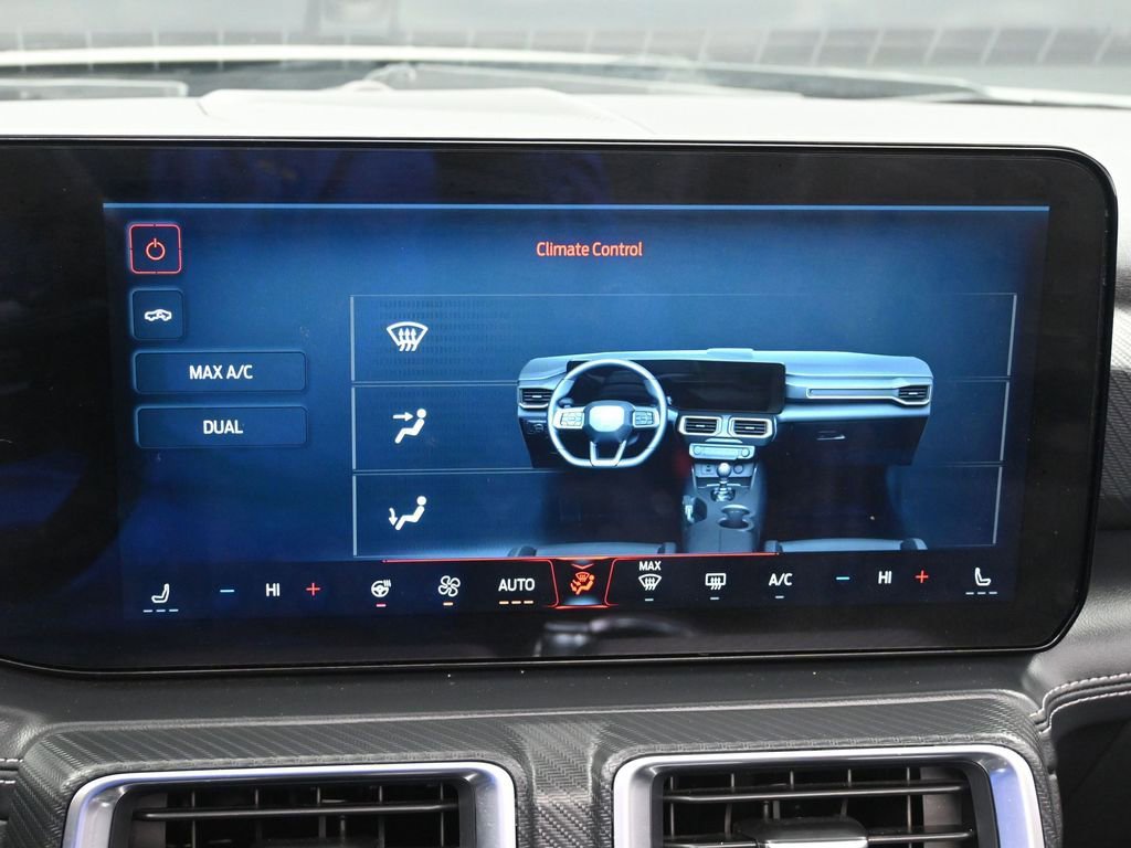 Used 2025 Ford Mustang Premium image 18