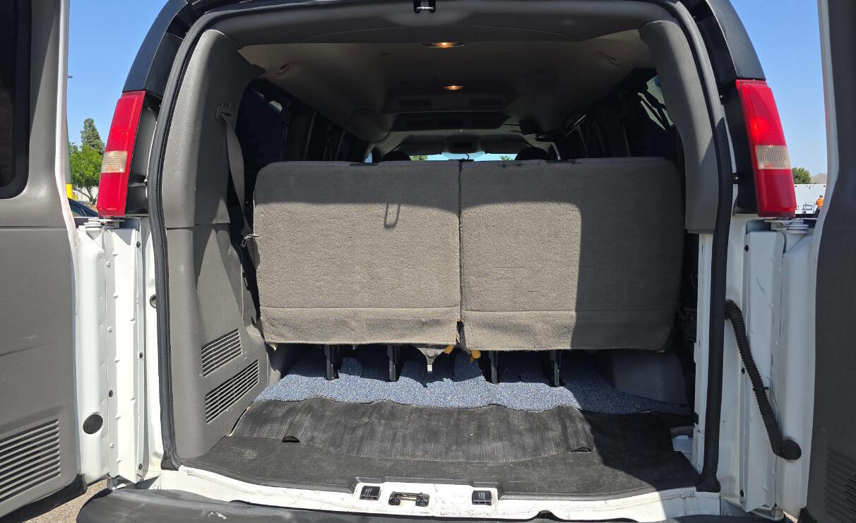 Used 2013 Chevrolet Express 2500 LS w/ Power Package RWD image 12
