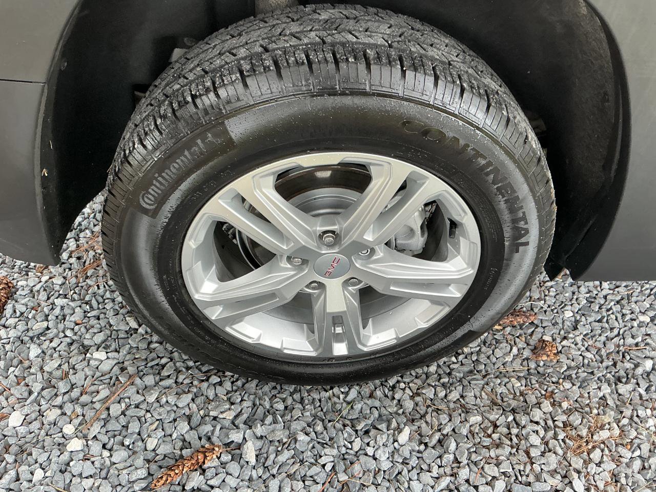 Used 2019 GMC Terrain SLE w/ Driver Convenience Package FWD image 21