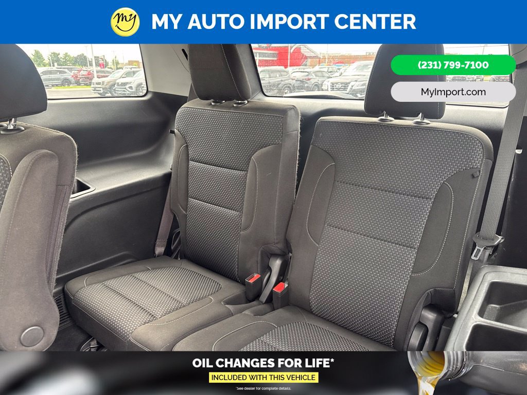 Used 2023 GMC Acadia SLE w/ Driver Convenience Package FWD image 27