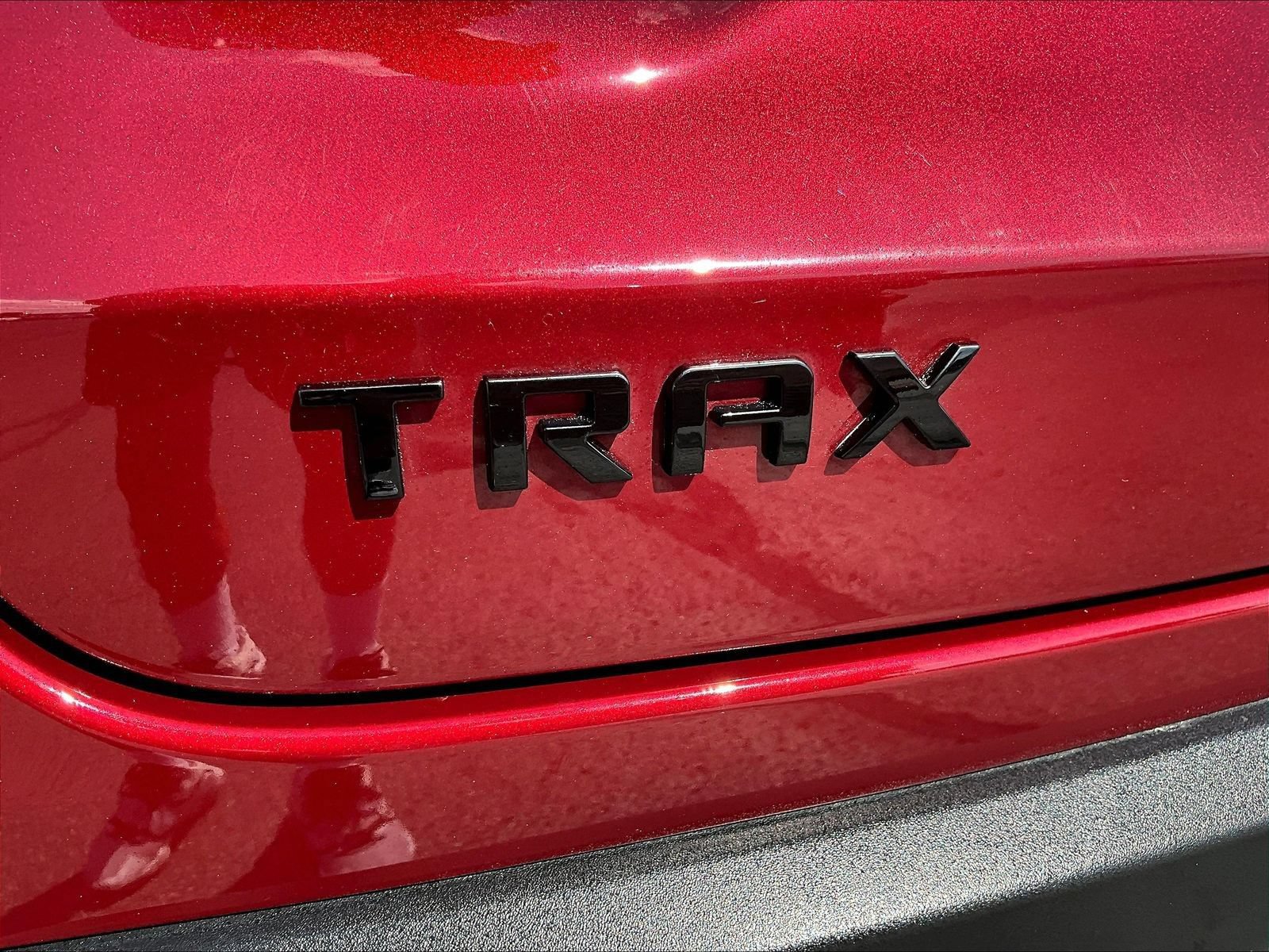 Used 2024 Chevrolet Trax RS FWD image 26