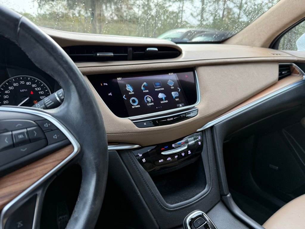 Used 2018 Cadillac XT5 Platinum w/ Driver Assist Package image 25