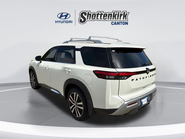 Used 2023 Nissan Pathfinder Platinum image 7