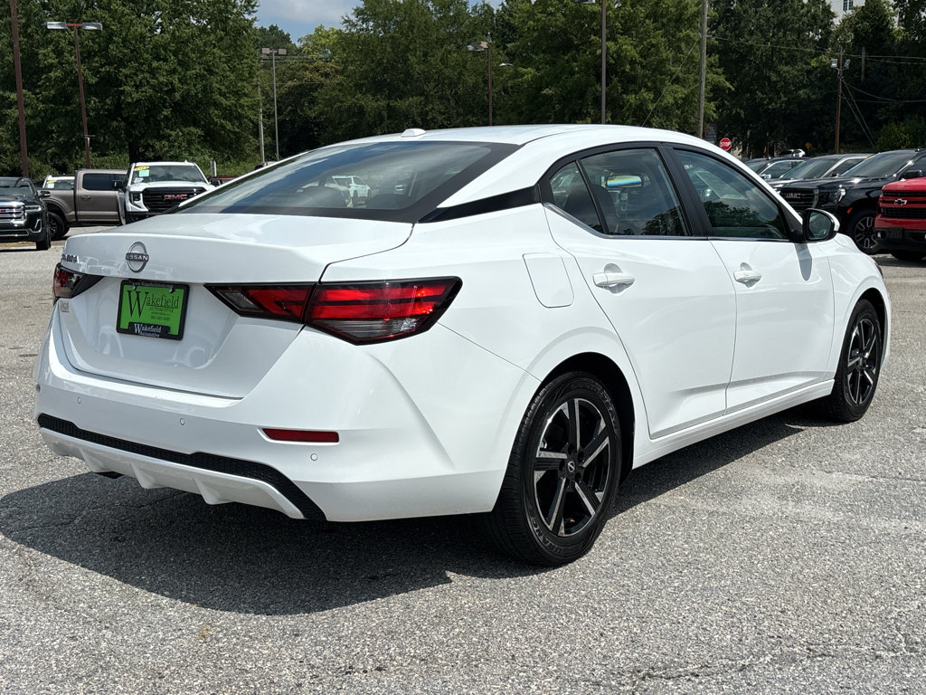 Used 2025 Nissan Sentra SV FWD image 8