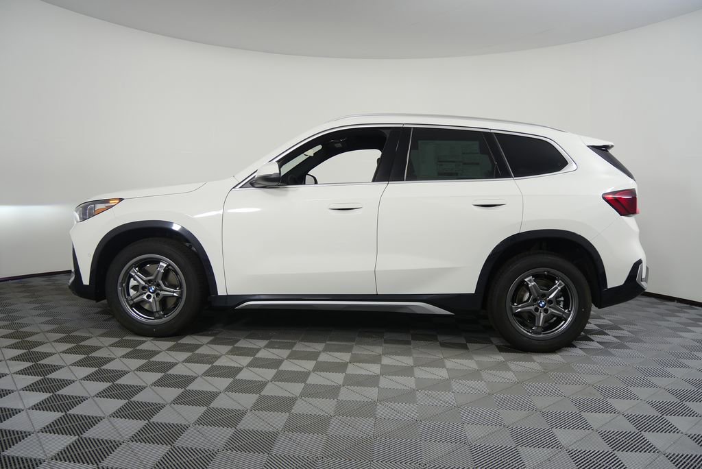 Certified 2025 BMW X1 xDrive28i w/ Convenience Package AWD/4WD image 6