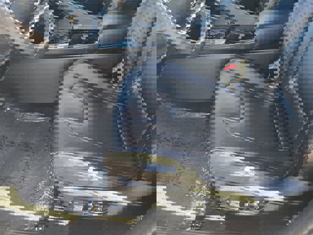 Used 2024 Hyundai Elantra Limited image 17