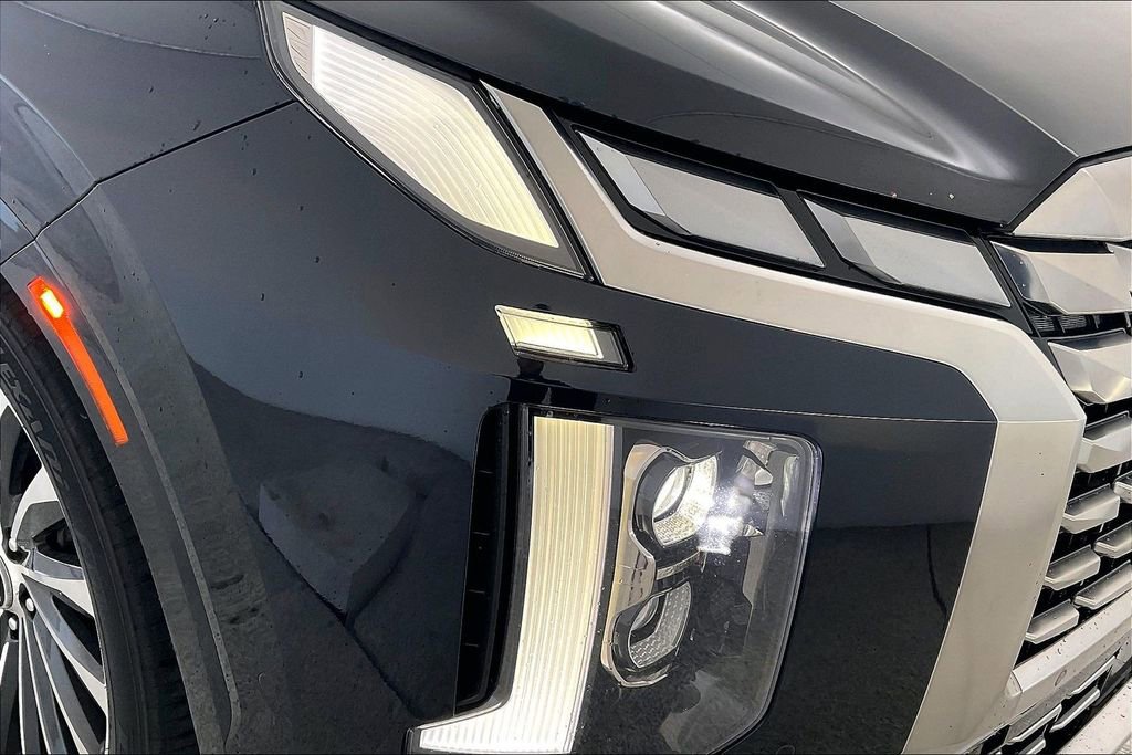 Used 2023 Hyundai Palisade Calligraphy image 37