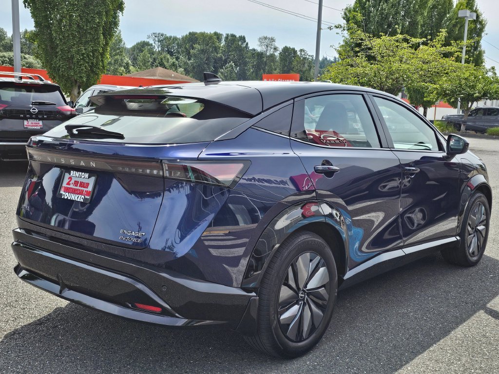 Used 2024 Nissan Ariya AWD image 5