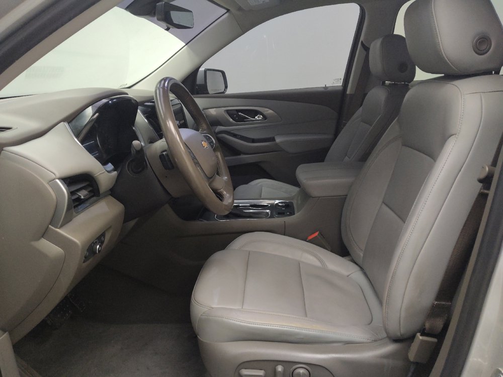 Used 2019 Chevrolet Traverse LT w/ LT Premium Package FWD image 17