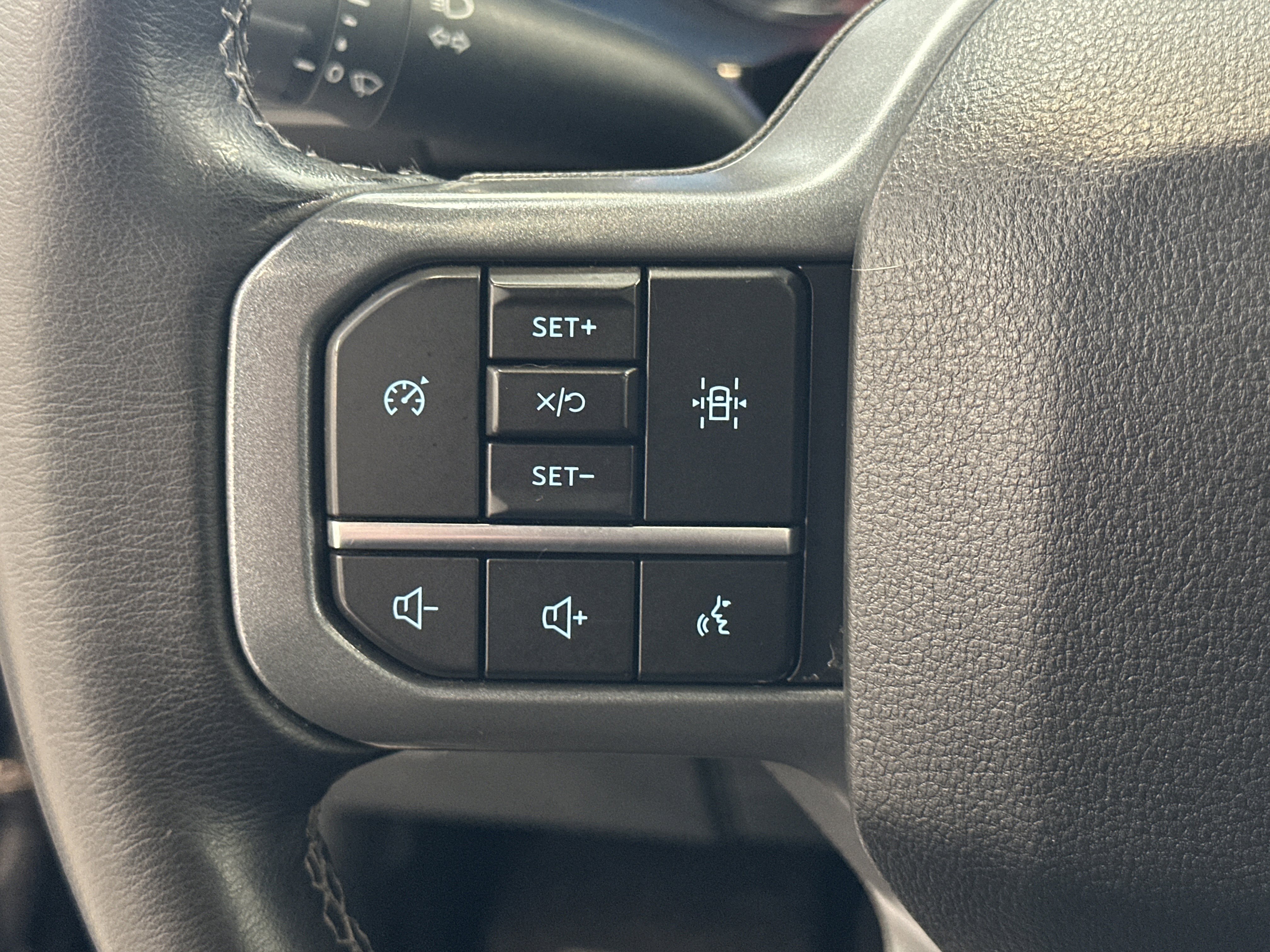 Used 2023 Ford F150 XLT w/ Equipment Group 302A High image 38