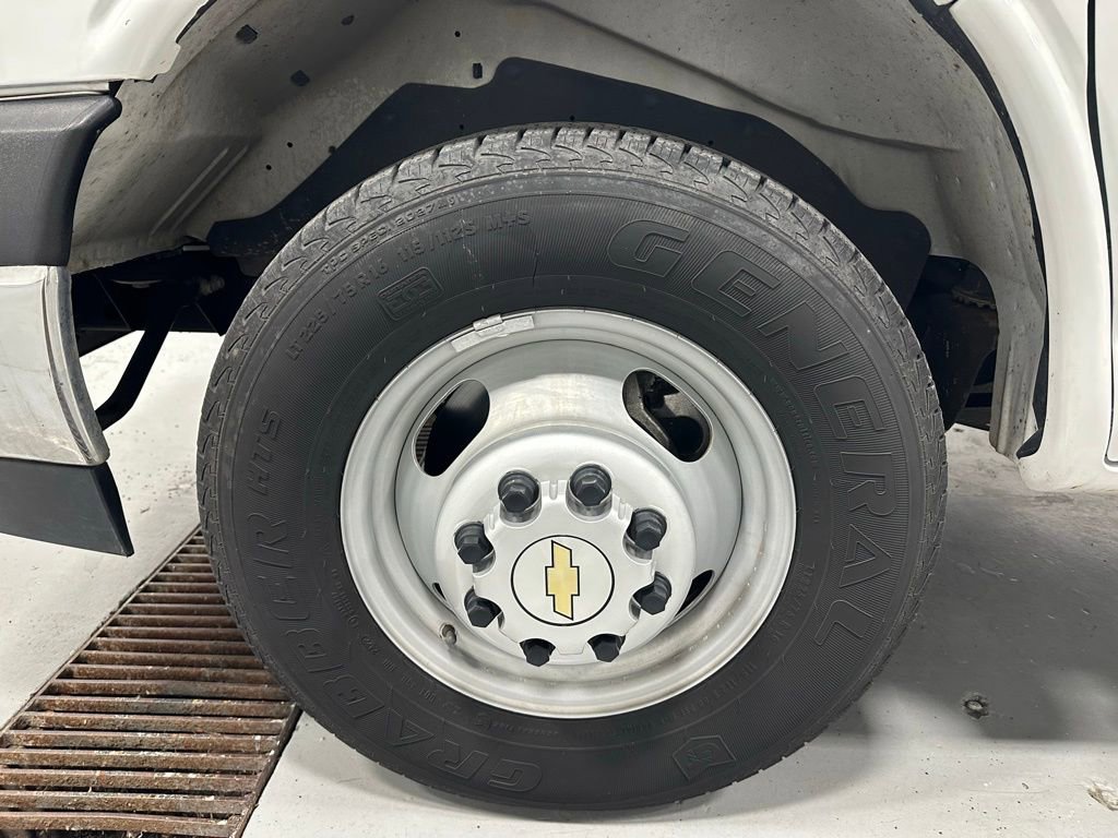 Used 2022 Chevrolet Express 3500 w/ Power Convenience Package image 44