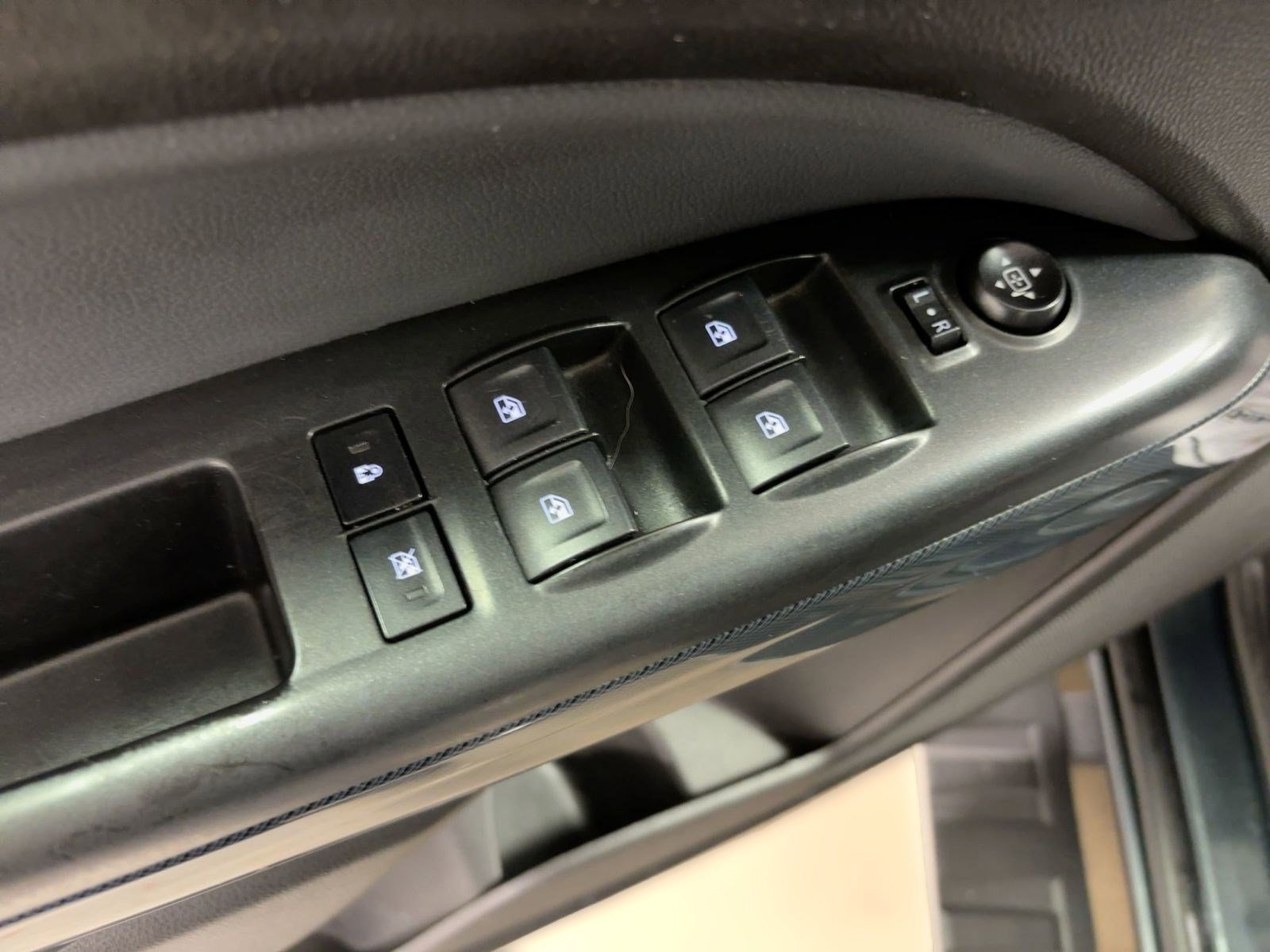 Used 2019 Chevrolet Colorado Z71 image 12