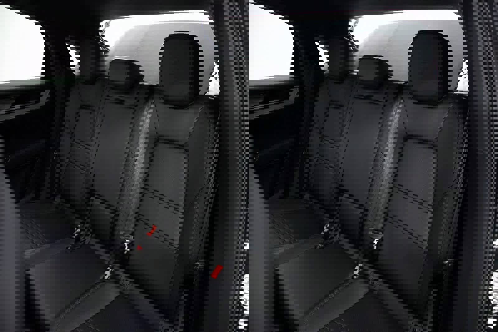 Certified 2025 Porsche Cayenne Coupe image 30