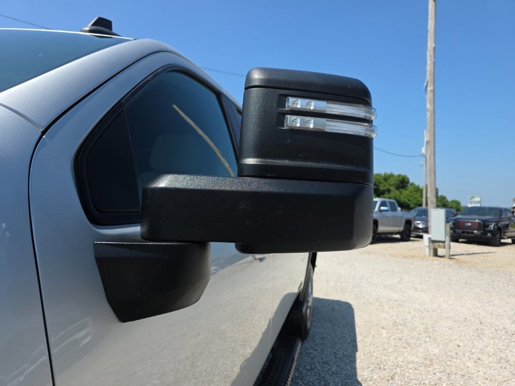 Used 2023 Chevrolet Silverado 2500 LT w/ Convenience Package image 12
