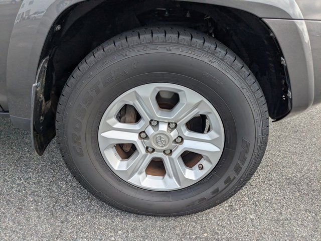 Used 2019 Toyota 4Runner SR5 RWD image 11