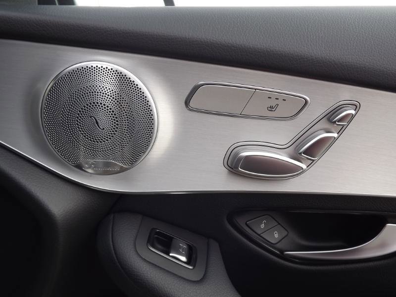 Used 2019 Mercedes-Benz GLC 300 300 4MATIC image 36